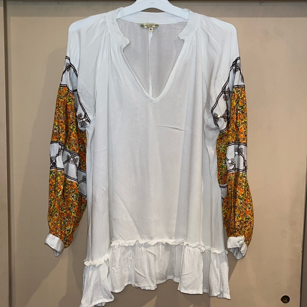 Anandas bohemian top with puffy sleeves size XL